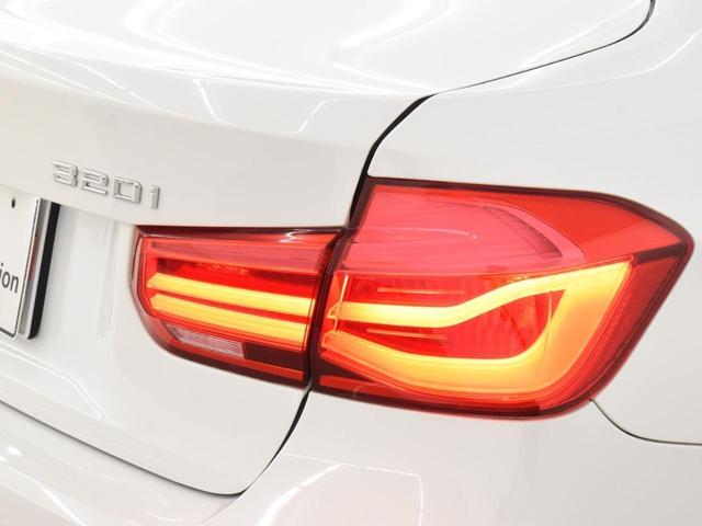 320i Mスポーツ 後期 アクティブクルーズコントロール LEDヘッドライト ドライビングアシスト レーンチェンジワーニング 純正18インチアロイホイール(10枚目)