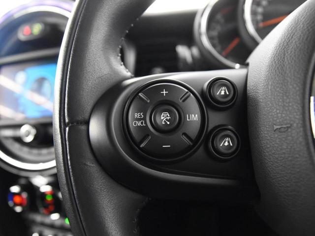 クーパーS 後期 アクティブクルーズコントロール LEDヘッドライト 純正HDDナビ ドライビングアシスト パーキングアシスト フルセグ コンフォートアクセス 17インチアロイホイール(68枚目)