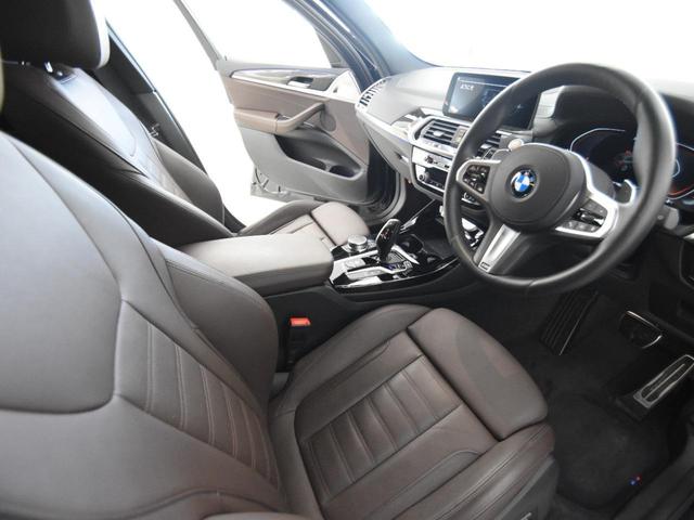 M40i 本革 アクティブクルーズコントロール アダプティブMサスペンション Mスポーツブレーキ レッドキャリパー トップビュー パーキングアシスト オプション21インチアロイホイール(22枚目)