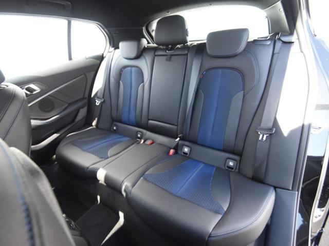 118d Mスポーツ エディションジョイ+ アクティブクルーズコントロール ワイヤレスチャージ パーキングアシスト ハイビームアシスタント オートトランク 18インチアロイホイール(11枚目)