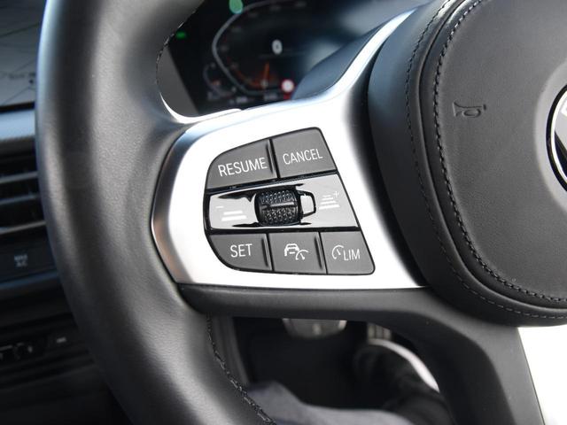 118d Mスポーツ エディションジョイ+ アクティブクルーズコントロール ワイヤレスチャージ パーキングアシスト ハイビームアシスタント オートトランク 18インチアロイホイール(13枚目)