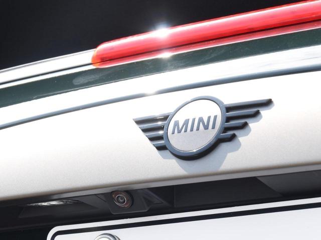 ＭＩＮＩ クーパーＳ　コンバーチブル　レゾリュートエディション　限定車　ＬＥＤヘッドライト　純正１８インチＡＷ　ボンネットストライプ　ハーフ革　シートヒーター　Ｂカメラ＆ＰＤＣ　クルーズコントロール　アップルカープレイ　ミラーＥＴＣ　ユニオンジャックテールライト（68枚目）