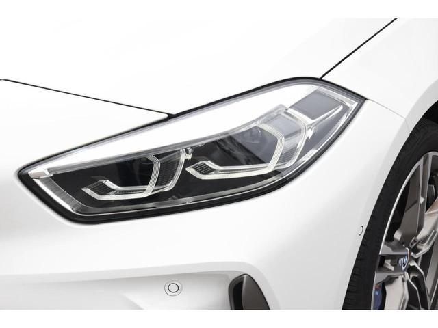 １シリーズ Ｍ１３５ｉ　ｘＤｒｉｖｅ　ＬＥＤヘッドライト　純正１８インチＡＷ　コンフォートアクセス　オートトランク　キック開閉　シートヒーター　ミラーＥＴＣ　パドルシフト　アクティブクルーズコントロール　純正ＨＤＤナビ　Ｂカメラ　ＰＤＣ（11枚目）