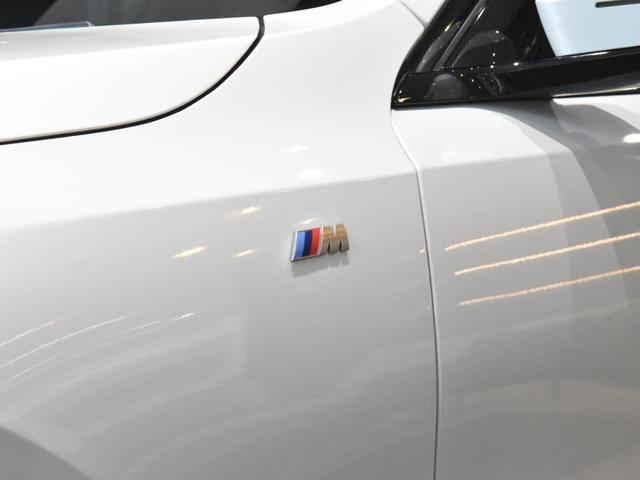 5シリーズ 523d xDrive Mスポーツ アダプティブLEDヘッドライト 純正AW コンフォートアクセス オートトランク ハーフ革 シートヒーター SOSコール ETC カーブドディスプレイ トップビュー アクティブクルーズコントロール(14枚目)