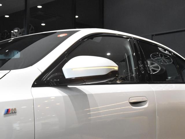 5シリーズ 523d xDrive Mスポーツ アダプティブLEDヘッドライト 純正AW コンフォートアクセス オートトランク ハーフ革 シートヒーター SOSコール ETC カーブドディスプレイ トップビュー アクティブクルーズコントロール(15枚目)