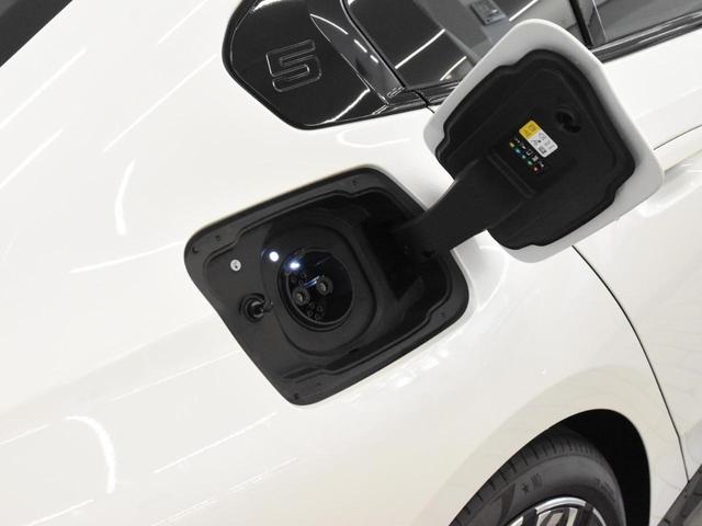 ｉ５ Ｍ６０　ｘＤｒｉｖｅ　ＬＥＤヘッドライト　純正ＡＷ　コンフォートＡ　オートＴ　カーブドＤ　トップビュー＆Ｂカメラ　ＨＵＤ　ＡＣＣ　ハーマンカードン　純正ＨＤＤナビ　地デジ　ハーフ革　前後シートヒーター　ＳＯＳコール　ＥＴＣ（21枚目）