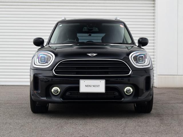 ＭＩＮＩ クーパーＤ　クロスオーバー　オール４　ドライビングアシスト　パーキングアシスト　シートヒーター運転席／助手席　コンフォートアクセス　アダプティブクルーズコントロール　ＬＥＤヘッドライト　ヘッドアップディスプレイ　オートトランク　ＥＴＣ（4枚目）