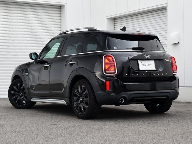 ＭＩＮＩ クーパーＤ　クロスオーバー　オール４　ドライビングアシスト　パーキングアシスト　シートヒーター運転席／助手席　コンフォートアクセス　アダプティブクルーズコントロール　ＬＥＤヘッドライト　ヘッドアップディスプレイ　オートトランク　ＥＴＣ（9枚目）