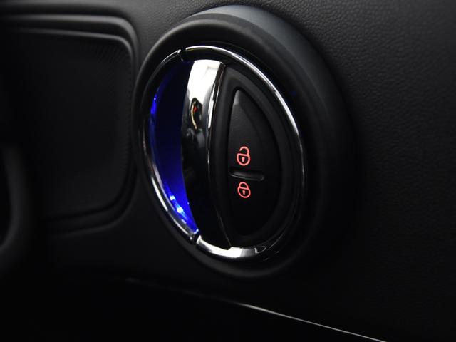 ＭＩＮＩ クーパーＤ　クロスオーバー　オール４　ドライビングアシスト　パーキングアシスト　シートヒーター運転席／助手席　コンフォートアクセス　アダプティブクルーズコントロール　ＬＥＤヘッドライト　ヘッドアップディスプレイ　オートトランク　ＥＴＣ（56枚目）