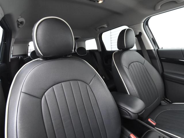 ＭＩＮＩ クーパーＤ　クロスオーバー　オール４　ドライビングアシスト　パーキングアシスト　シートヒーター運転席／助手席　コンフォートアクセス　アダプティブクルーズコントロール　ＬＥＤヘッドライト　ヘッドアップディスプレイ　オートトランク　ＥＴＣ（68枚目）