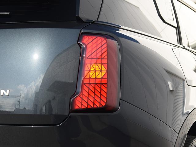 MINI カントリーマンD フェイバリット・トリム フェイバードトリム Mパッケージ OP20インチAW ステア&シートヒーター ドライビングアシストプロ パークアシストプラス ハーマンカードン ヘッドアップディスプレイ ワイヤレスチャージ(21枚目)