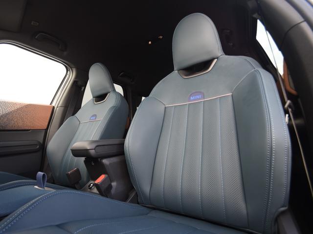 MINI カントリーマンD フェイバリット・トリム フェイバードトリム Mパッケージ OP20インチAW ステア&シートヒーター ドライビングアシストプロ パークアシストプラス ハーマンカードン ヘッドアップディスプレイ ワイヤレスチャージ(70枚目)