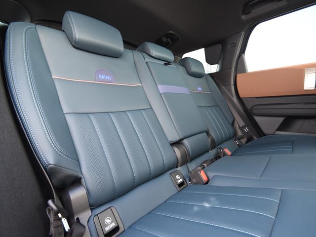 MINI カントリーマンD フェイバリット・トリム フェイバードトリム Mパッケージ OP20インチAW ステア&シートヒーター ドライビングアシストプロ パークアシストプラス ハーマンカードン ヘッドアップディスプレイ ワイヤレスチャージ(72枚目)