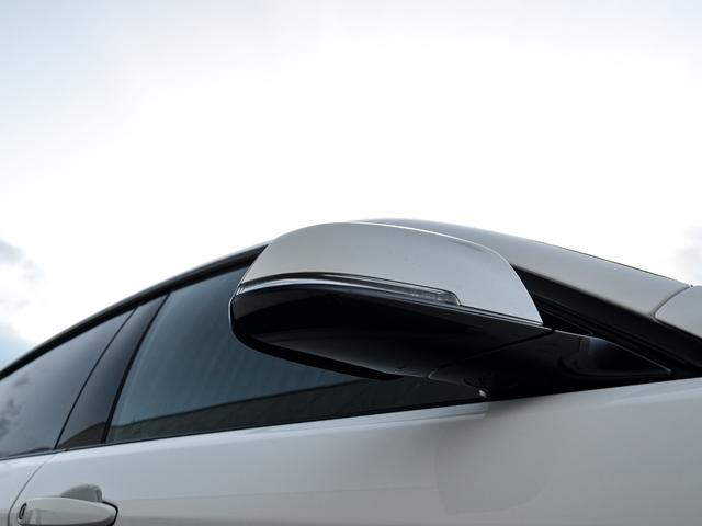 ４シリーズ ４２０ｉ　ｘＤｒｉｖｅグランクーペ　Ｍスポーツ　四輪駆動　シートヒーター　アクティブクルーズコントロール　レーンチェンジワーニング　ＨＤＤナビ　地デジ　Ｂカメラ　ＰＤＣ　アダプティブＬＥＤヘッドライト　コンフォートアクセス　ミラー内蔵ＥＴＣ　ＳＯＳ（16枚目）