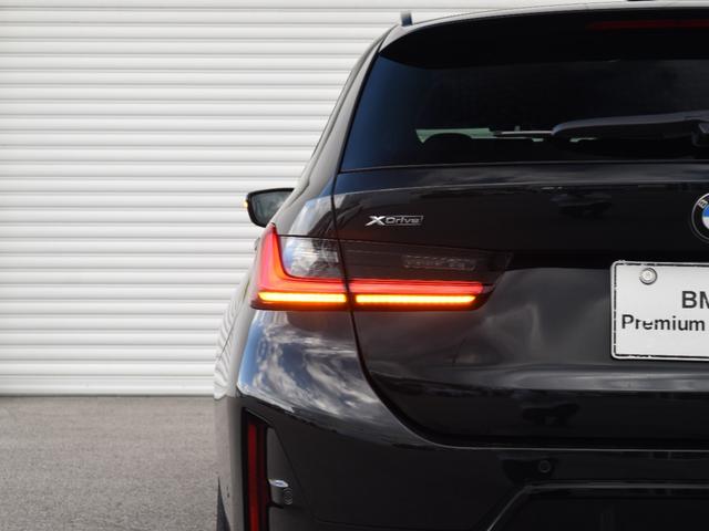 3シリーズ 320d xDriveツーリング Mスポーツ 弊社デモカー 黒革 シートヒーター ランバーサポート ドライビングアシストプロ 渋滞アシスタント パークアシストプラス LEDヘッドライト ハイビームアシスト ワイヤレスチャージ Mスポーツサス(10枚目)