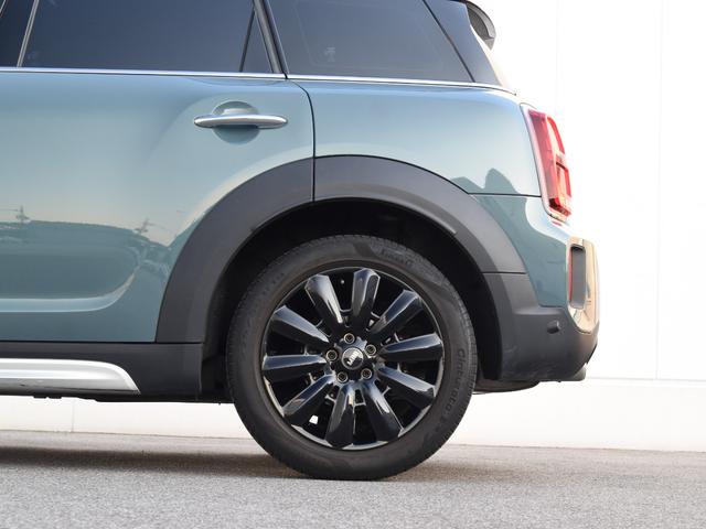 ＭＩＮＩ クーパーＤ　クロスオーバー　クラシック・トリム　ハーフ革　シートヒーター　オートトランク　アダプティブクルーズコントロール　ドライビングアシスト　パークアシスト　ワイヤレスチャージ　ＬＥＤヘッドライト　コンフォートアクセス（26枚目）