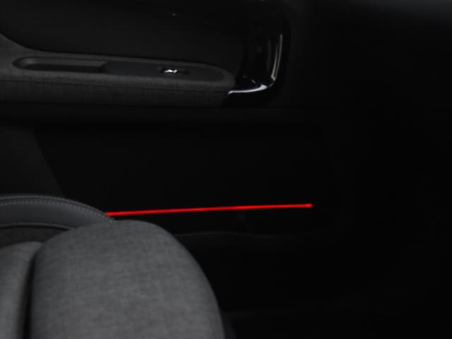 ＭＩＮＩ クーパーＤ　クロスオーバー　クラシック・トリム　ハーフ革　シートヒーター　オートトランク　アダプティブクルーズコントロール　ドライビングアシスト　パークアシスト　ワイヤレスチャージ　ＬＥＤヘッドライト　コンフォートアクセス（55枚目）