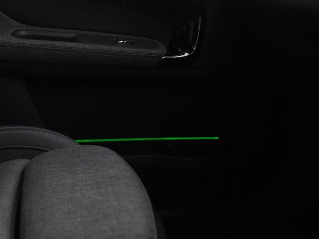 ＭＩＮＩ クーパーＤ　クロスオーバー　クラシック・トリム　ハーフ革　シートヒーター　オートトランク　アダプティブクルーズコントロール　ドライビングアシスト　パークアシスト　ワイヤレスチャージ　ＬＥＤヘッドライト　コンフォートアクセス（57枚目）