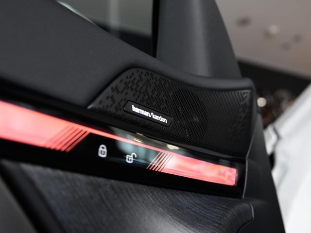 5シリーズ 523d xDrive Mスポーツ 弊社デモカー 電動パノラマルーフ harman/kardon アダプティブサス アイコニックグロー 前後シートヒーター ランバーサポート ドライビングアシストプロ パークアシストプロ オートトランク(60枚目)