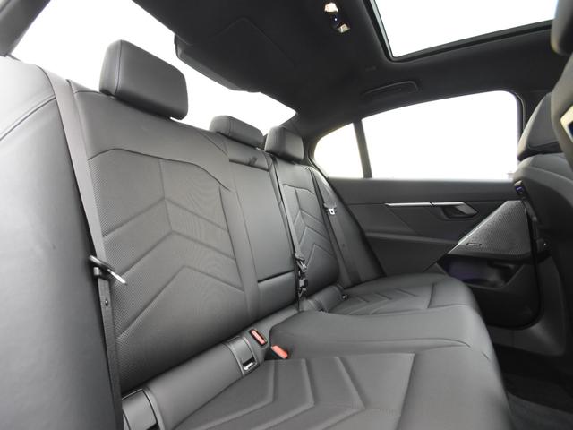 5シリーズ 523d xDrive Mスポーツ 弊社デモカー 電動パノラマルーフ harman/kardon アダプティブサス アイコニックグロー 前後シートヒーター ランバーサポート ドライビングアシストプロ パークアシストプロ オートトランク(73枚目)