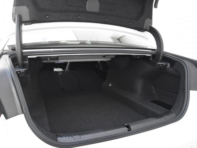 5シリーズ 523d xDrive Mスポーツ 弊社デモカー 電動パノラマルーフ harman/kardon アダプティブサス アイコニックグロー 前後シートヒーター ランバーサポート ドライビングアシストプロ パークアシストプロ オートトランク(76枚目)