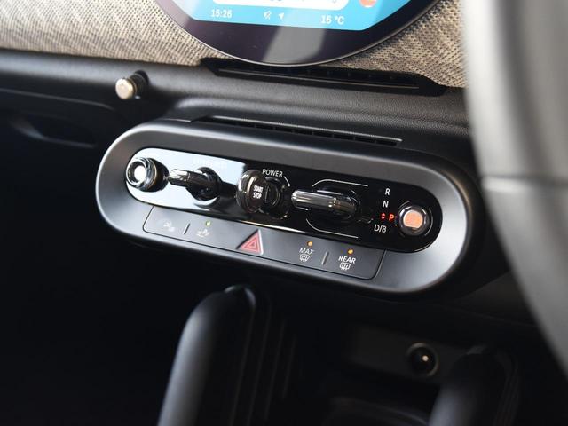 ＭＩＮＩ クーパーＳＥ　フェイバリット・トリム　フェイバードトリム　ステア＆シートヒーター　ヘッドアップディスプレイ　ドライビングアシストプラス　パークアシストプラス　ハイビームアシスト　ＨＤＤナビＡＲ　コンフォートアクセス　ＥＴＣ（26枚目）