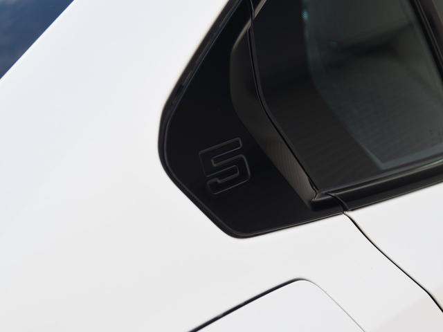 ５シリーズ ５２３ｉ　Ｍスポーツ　弊社デモカー　アダプティブサス　オートトランク　アイコニックグロー　ウッドトリム　前後シートヒーター　ドライビングアシストプロ　パークアシストプロ　ナビ　地デジ　ワイヤレスチャージ　アラームシステム（23枚目）