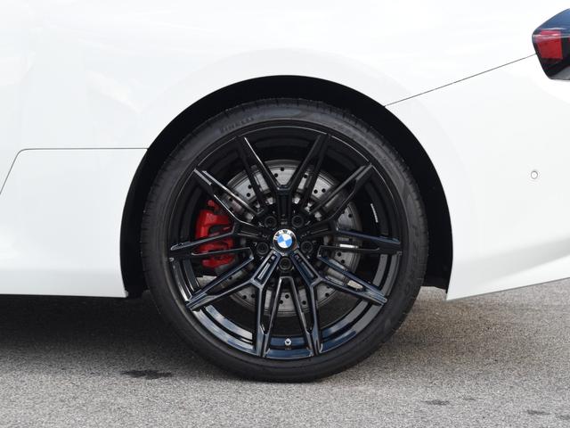 Ｍ２ ベースグレード　６速ＭＴ　Ｍレーストラックパッケージ　１９／２０インチＡＷ　　コンパウンドブレーキ　レッドキャリパー　カーボン　ルーフ　トリム　バケットシート　黒革メリノＦヒーター　アダプティブＭサス　Ｍシートベルト（21枚目）