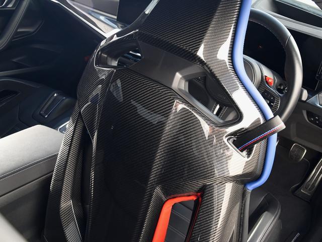 Ｍ２ ベースグレード　６速ＭＴ　Ｍレーストラックパッケージ　１９／２０インチＡＷ　　コンパウンドブレーキ　レッドキャリパー　カーボン　ルーフ　トリム　バケットシート　黒革メリノＦヒーター　アダプティブＭサス　Ｍシートベルト（35枚目）