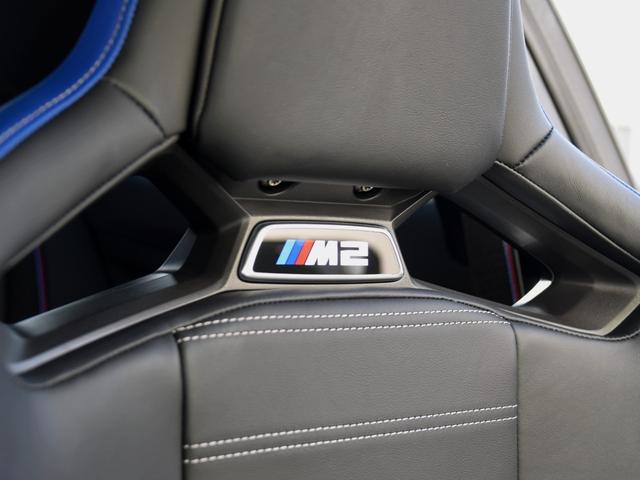 Ｍ２ ベースグレード　６速ＭＴ　Ｍレーストラックパッケージ　１９／２０インチＡＷ　　コンパウンドブレーキ　レッドキャリパー　カーボン　ルーフ　トリム　バケットシート　黒革メリノＦヒーター　アダプティブＭサス　Ｍシートベルト（36枚目）