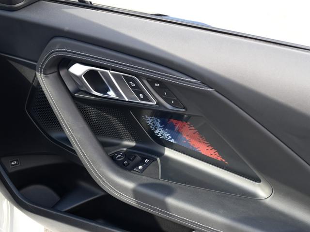 Ｍ２ ベースグレード　６速ＭＴ　Ｍレーストラックパッケージ　１９／２０インチＡＷ　　コンパウンドブレーキ　レッドキャリパー　カーボン　ルーフ　トリム　バケットシート　黒革メリノＦヒーター　アダプティブＭサス　Ｍシートベルト（38枚目）