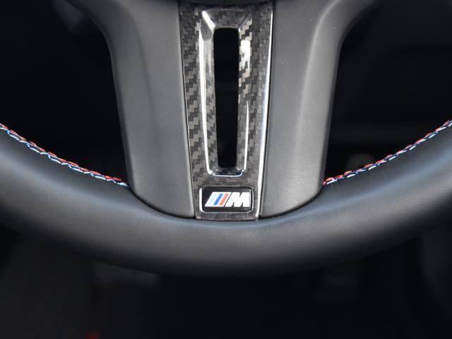 Ｍ２ ベースグレード　６速ＭＴ　Ｍレーストラックパッケージ　１９／２０インチＡＷ　　コンパウンドブレーキ　レッドキャリパー　カーボン　ルーフ　トリム　バケットシート　黒革メリノＦヒーター　アダプティブＭサス　Ｍシートベルト（48枚目）