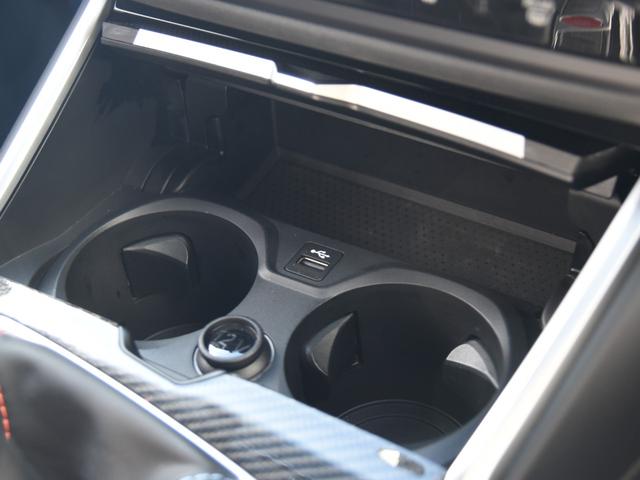 Ｍ２ ベースグレード　６速ＭＴ　Ｍレーストラックパッケージ　１９／２０インチＡＷ　　コンパウンドブレーキ　レッドキャリパー　カーボン　ルーフ　トリム　バケットシート　黒革メリノＦヒーター　アダプティブＭサス　Ｍシートベルト（53枚目）