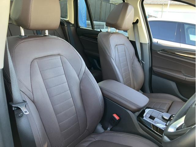 Ｘ３ ｘＤｒｉｖｅ　２０ｄ　ワンオーナー　後期　茶革　パノラマサンルーフ　ベンチレーションシート　アコースティックガラス　ダークオークファインウッドトリム　２０インチアロイホイール（9枚目）