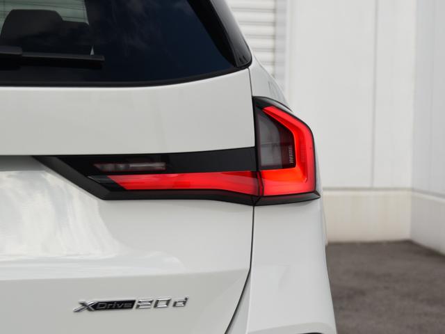 Ｘ１ ｘＤｒｉｖｅ　２０ｄ　Ｍスポーツ　弊社デモカー　茶革　Ｈａｒｍａｎ／Ｋａｒｄｏｎ　インテリアカメラ　ヘッドアップディスプレイ　１８インチホイール（13枚目）