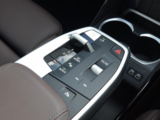 Ｘ１ ｘＤｒｉｖｅ　２０ｄ　Ｍスポーツ　弊社デモカー　茶革　Ｈａｒｍａｎ／Ｋａｒｄｏｎ　インテリアカメラ　ヘッドアップディスプレイ　１８インチホイール（30枚目）