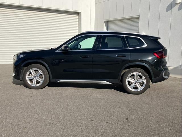 X1 xDrive 20d xライン ハイラインパッケージ 弊社下取 ワンオーナー 黒革 ハイラインパッケージ インテリアカメラ ヘッドアップディスプレイ 電動シート 18インチホイール(3枚目)