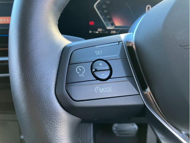 X1 xDrive 20d xライン ハイラインパッケージ 弊社下取 ワンオーナー 黒革 ハイラインパッケージ インテリアカメラ ヘッドアップディスプレイ 電動シート 18インチホイール(6枚目)