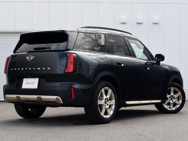 MINI カントリーマンSオール4 フェイバリット・トリム Favoured Trim Mパッケージ サンルーフ Harman/Kardonスピーカー ヘッドアップディスプレイ シートヒーター ARナビ パークアシストプラス ドライビングアシストプロ(2枚目)