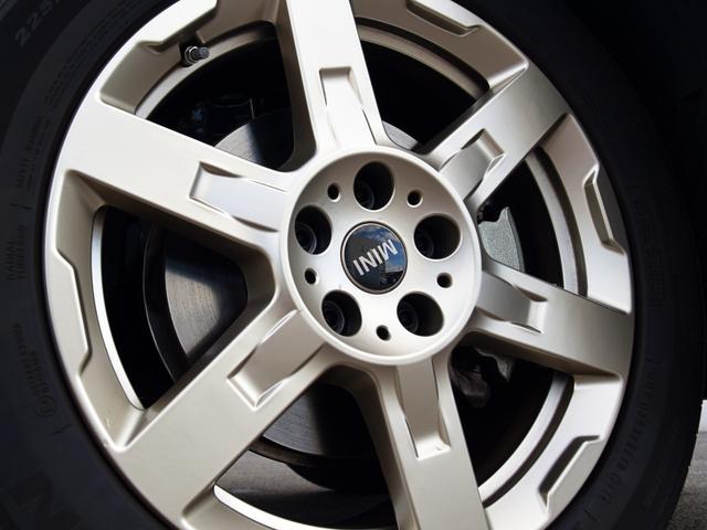 MINI カントリーマンSオール4 フェイバリット・トリム Favoured Trim Mパッケージ サンルーフ Harman/Kardonスピーカー ヘッドアップディスプレイ シートヒーター ARナビ パークアシストプラス ドライビングアシストプロ(8枚目)