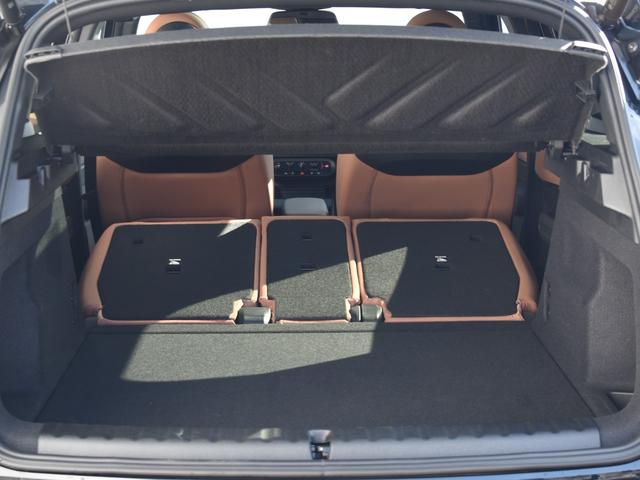 MINI カントリーマンSオール4 フェイバリット・トリム Favoured Trim Mパッケージ サンルーフ Harman/Kardonスピーカー ヘッドアップディスプレイ シートヒーター ARナビ パークアシストプラス ドライビングアシストプロ(29枚目)