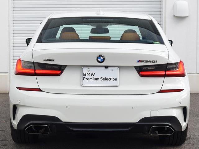 ３シリーズ Ｍ３４０ｉ　ｘＤｒｉｖｅ　茶革　シートヒーター　ランバーサポート　ｈａｒｍａｎ／ｋａｒｄｏｎ　アダプティブＭサス　１９ＡＷ　ヘッドアップディスプレイ　レーザーライト　オートトランク　純正ナビ地デジ　パークアシストプラス（6枚目）