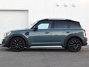 ＭＩＮＩ クーパーＤ　クロスオーバー　クラシック・トリム　ハーフ革　シートヒーター　オートトランク　アダプティブクルーズコントロール　ドライビングアシスト　パークアシスト　ワイヤレスチャージ　ＬＥＤヘッドライト　コンフォートアクセス（4枚目）