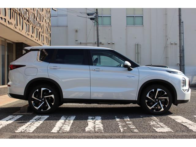アウトランダーPHEV G(30枚目)