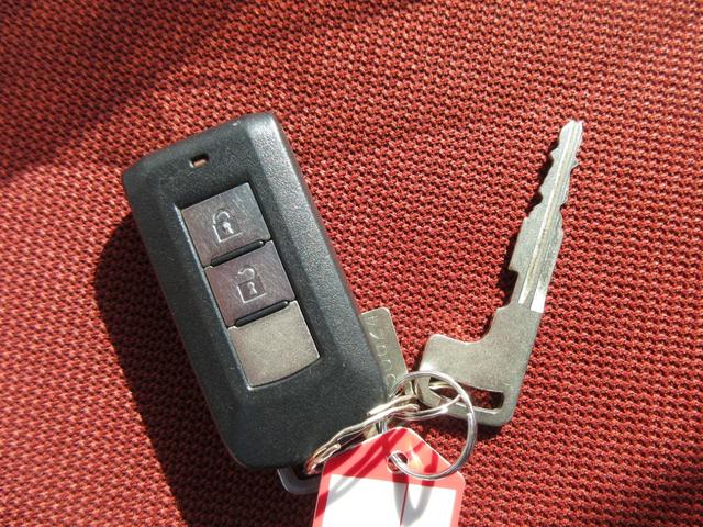 L 修復歴無し 車検整備付き 両席エアバッグ スマートキー(21枚目)