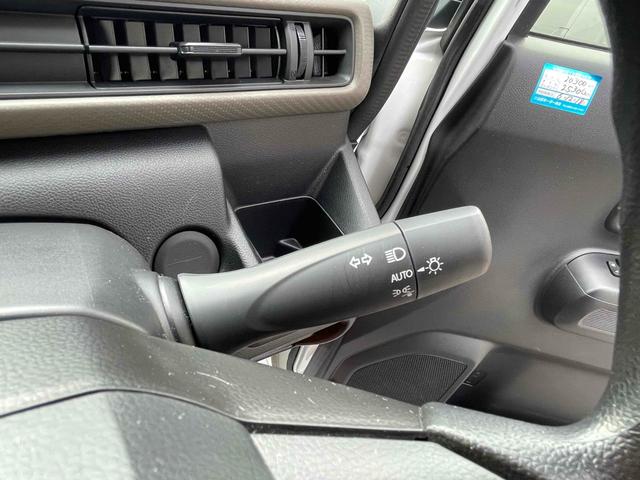 オートライトは、付け忘れや消し忘れを防ぐことができます。高速道路などのトンネルなどにも役立ちます。