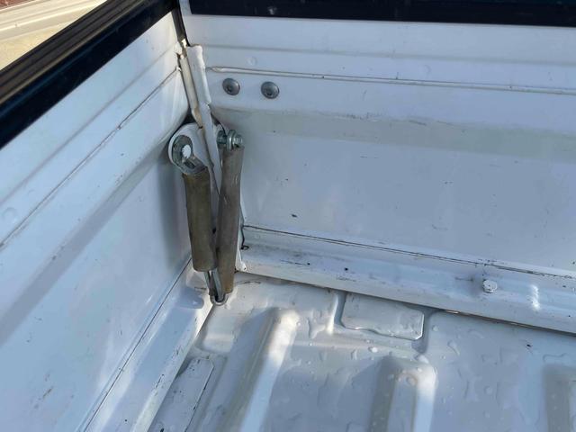 スクラムトラック 　４ＷＤ　軽トラック　ＭＴ（15枚目）