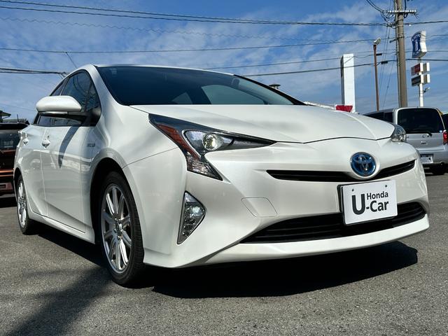 プリウス S 当社下取車 ナビ バックカメラ フルセグTV LEDヘッドライト オートライト Bluetooth接続 アルミホイール ETC 横滑り抑制装置 スマートキー スペアキー ルームクリーニング済み(6枚目)