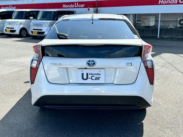 プリウス S 当社下取車 ナビ バックカメラ フルセグTV LEDヘッドライト オートライト Bluetooth接続 アルミホイール ETC 横滑り抑制装置 スマートキー スペアキー ルームクリーニング済み(14枚目)