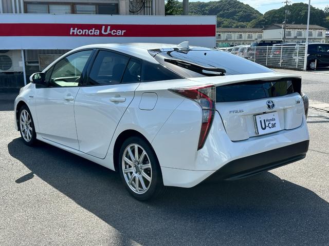 プリウス S 当社下取車 ナビ バックカメラ フルセグTV LEDヘッドライト オートライト Bluetooth接続 アルミホイール ETC 横滑り抑制装置 スマートキー スペアキー ルームクリーニング済み(15枚目)